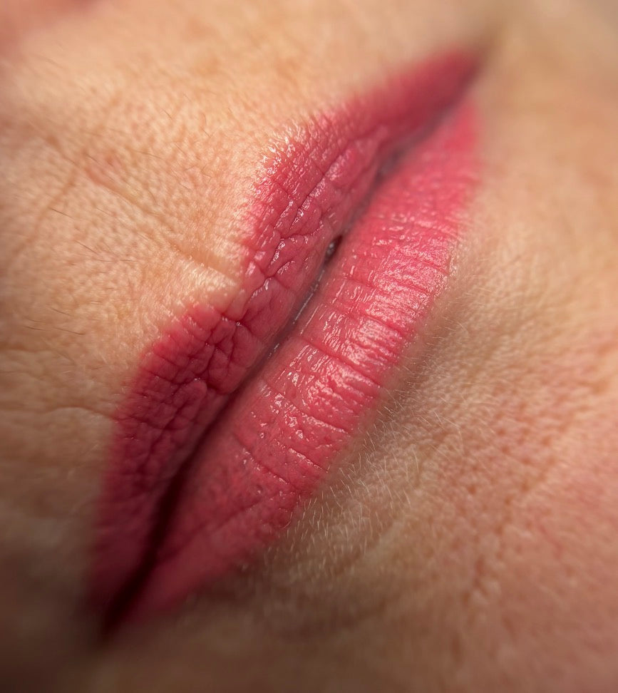 Lip blush