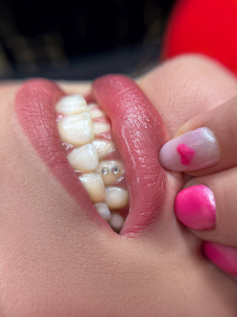 tandkristallen
Swarovski tandkristallen
tandkristal Overveen
tandkristal Haarlem
tandkristallen laten zetten
tandkristal behandeling
tandkristal salon Overveen
tandkristal specialist Haarlem
Swarovski tandkristal Overveen
Swarovski tandkristal Haarlem
tandjuweel
tandjuweel Overveen
tandjuweel Haarlem
tandversiering
tandversiering Overveen
tandversiering Haarlem
tandkristal plaatsen
tandkristal laten zetten Overveen
Swarovski tandkristal laten zetten
tandkristal met glans

strass tandkristal

tandkristal met